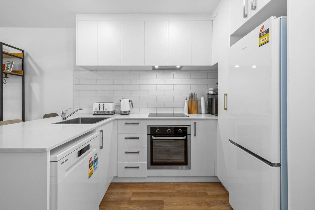 29 Tokai Place_5