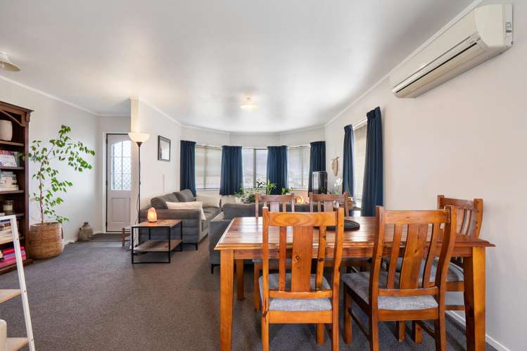38 Dahlstrom Grove Kelvin Grove_9