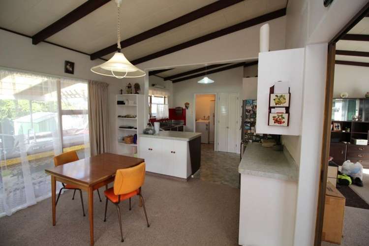 16a Flower Street Bulls_2