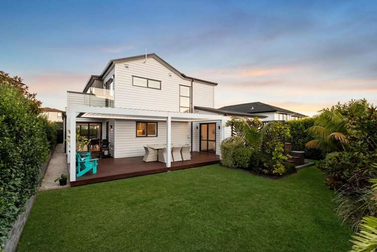 5 Headsail Drive Long Bay_25