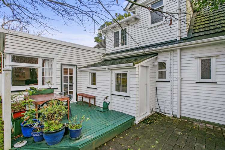 83 Vivian Street New Plymouth Central_19