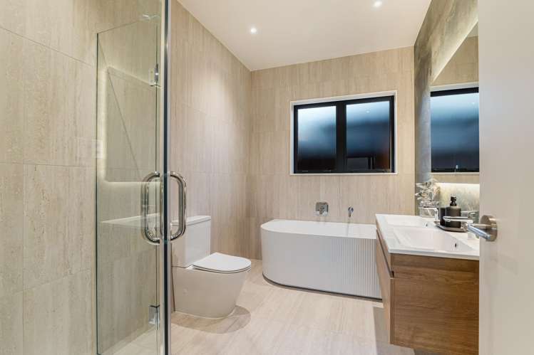 17 Tukutata Crescent Milldale_15