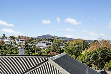 131 Bassett Road_4
