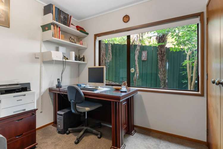 8 Jeanette Place Mairangi Bay_13