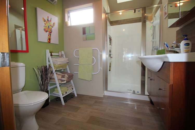 18 Albert Drive Clyde_13