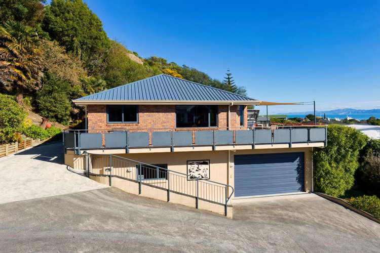 22a Kotuku Road South Bay_17