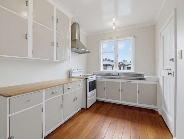 595 Queen Street East Levin_3
