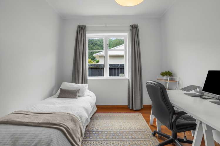 1/195 Whites Line East Waiwhetu_8