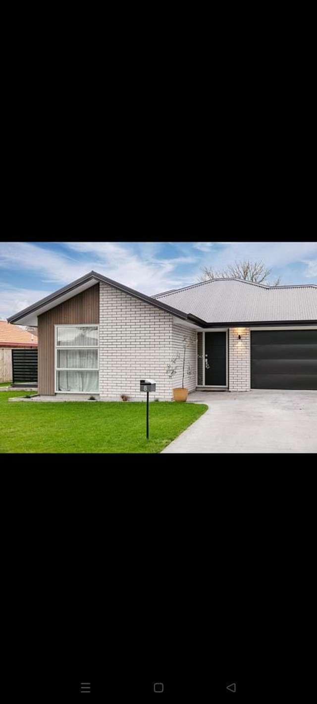 Modern Family Home in Whataupoko