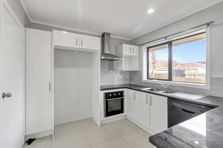 17 Mcannalley Street Manurewa_11