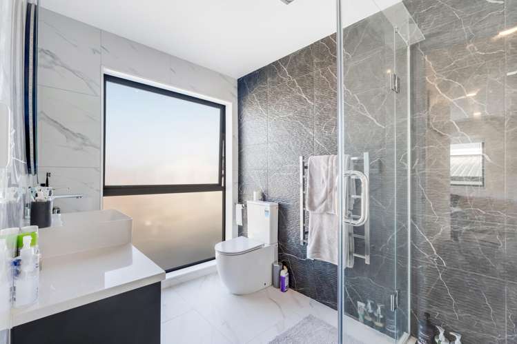 28 Black Shed Road Flat Bush_17