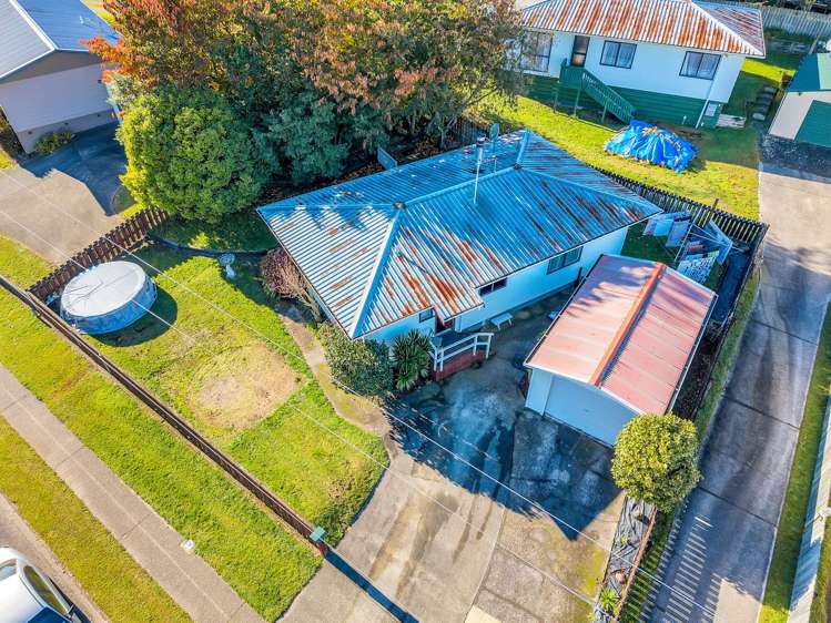 4 Goldie Street Pukehangi_14