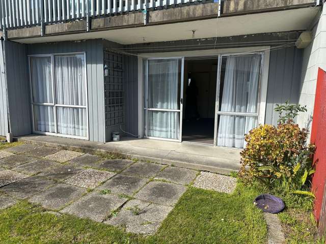 7/41 Cameron Road Hillcrest_1