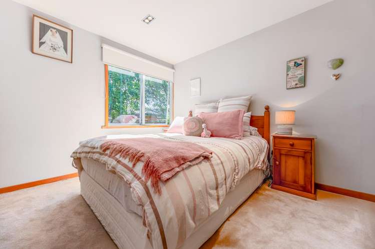 32 Lorna Irene Drive Raumati South_16