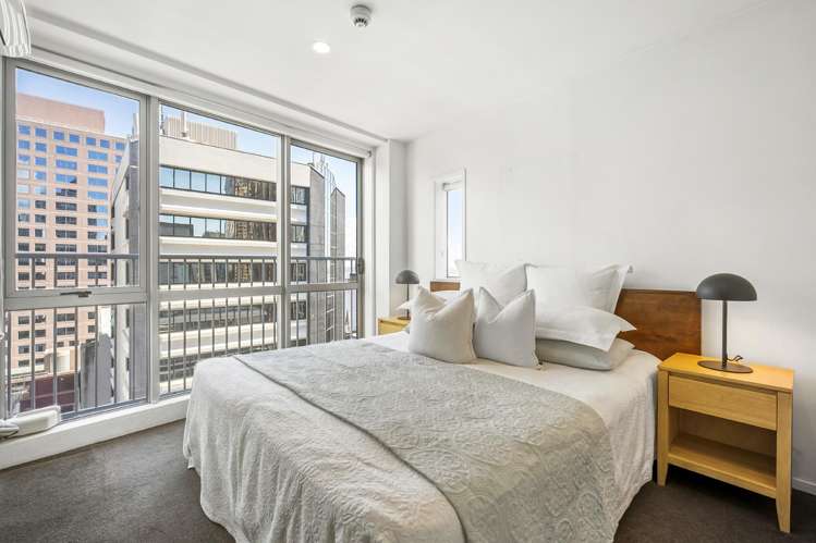 1402/74 Albert Street_5