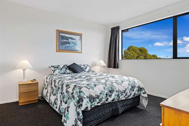 60 Huntsbury Avenue Huntsbury_10
