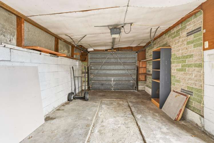 14 Hall street South Dunedin_19