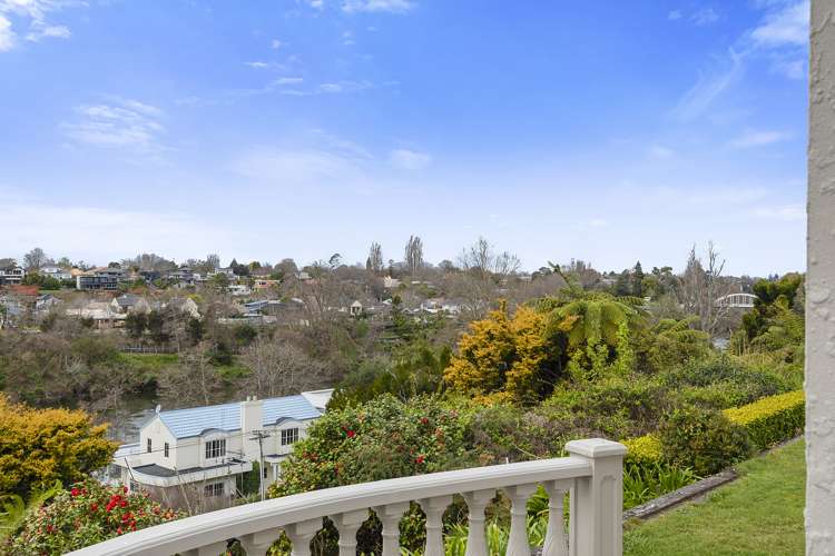 27 Awatere Avenue Beerescourt_17