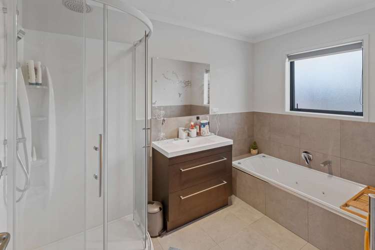 6 Magnolia Crescent Tawhero_6