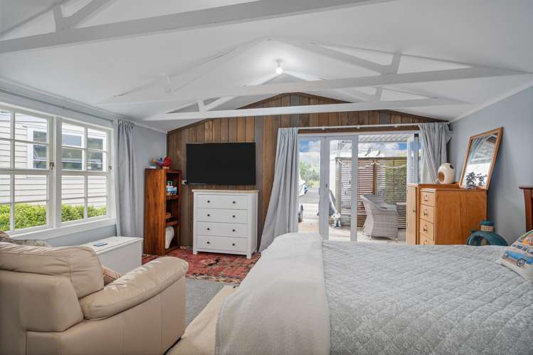 17 Cemetery Road Kuaotunu_15