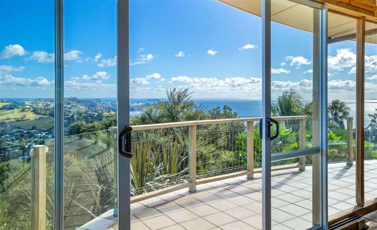 102 Trig Hill Road Onetangi_15