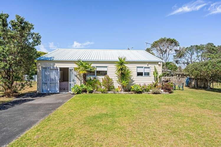 56 Bream Bay Drive Ruakaka_14