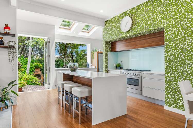 1/9A Regent Street Devonport_2