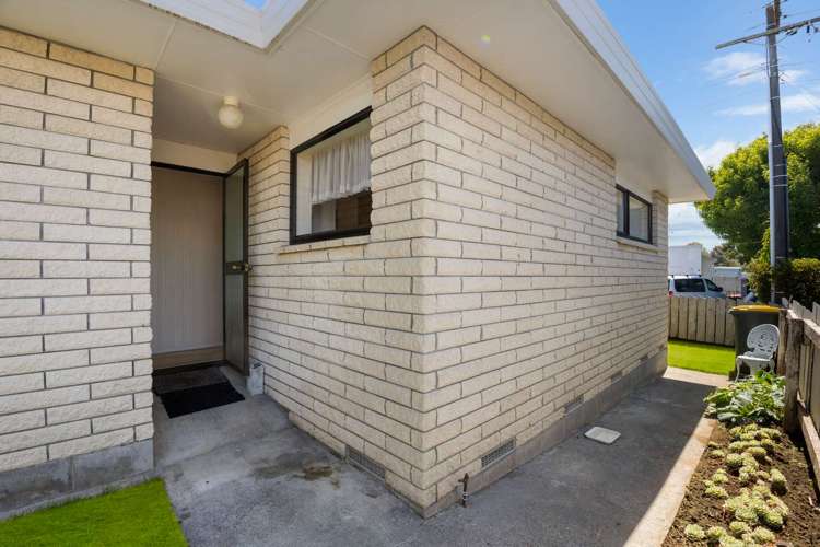 19b Paynters Avenue Strandon_12