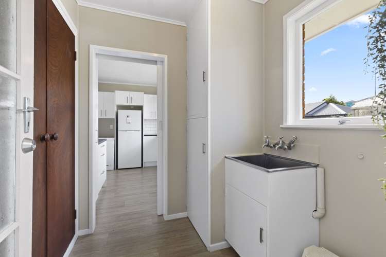 2/20 Victoria Street Pukekohe_17