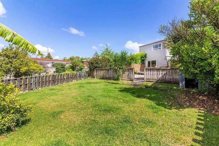 83 Tiroroa Avenue Te Atatu South_5