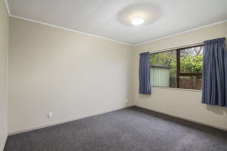 2/50 Polstead Road Stoke_5