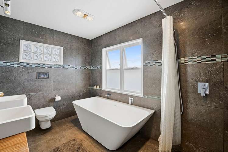 148 Luckens Road West Harbour_16