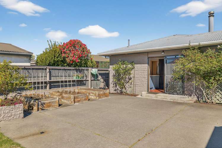 84 Greenhaven Drive Burwood_15