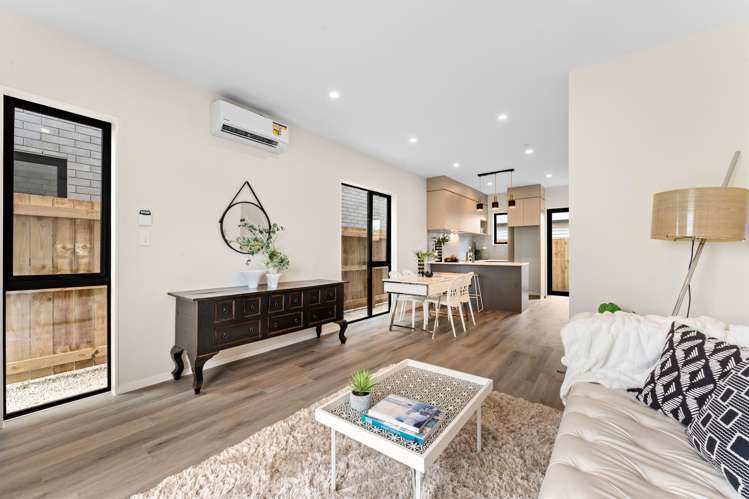 133 Riverpark Crescent Henderson_6