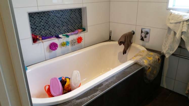 16 Routly Avenue Pukekohe_12