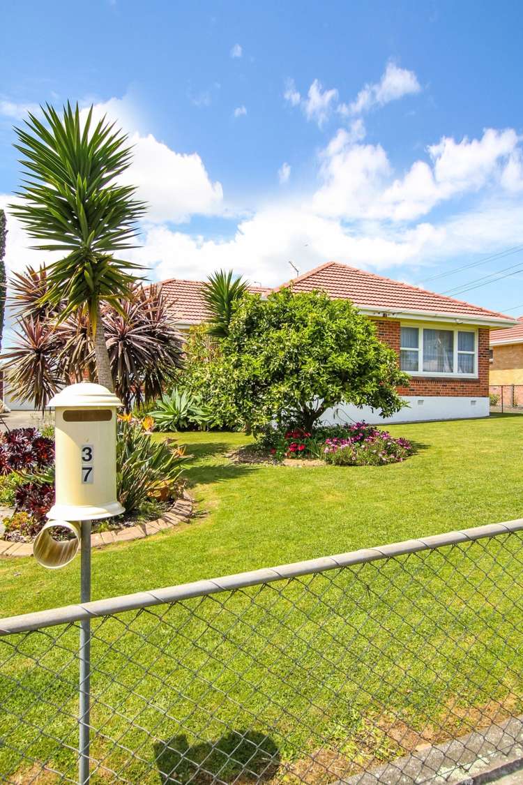 37 Cambridge Terrace Papatoetoe_2
