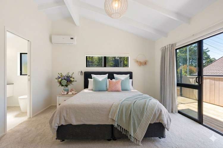 113 Vipond Road Stanmore Bay_11