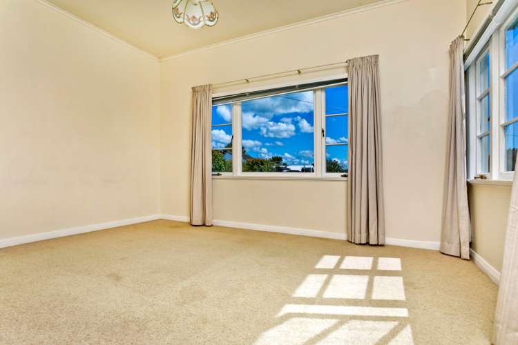 15 Pupuke Road Birkenhead_13