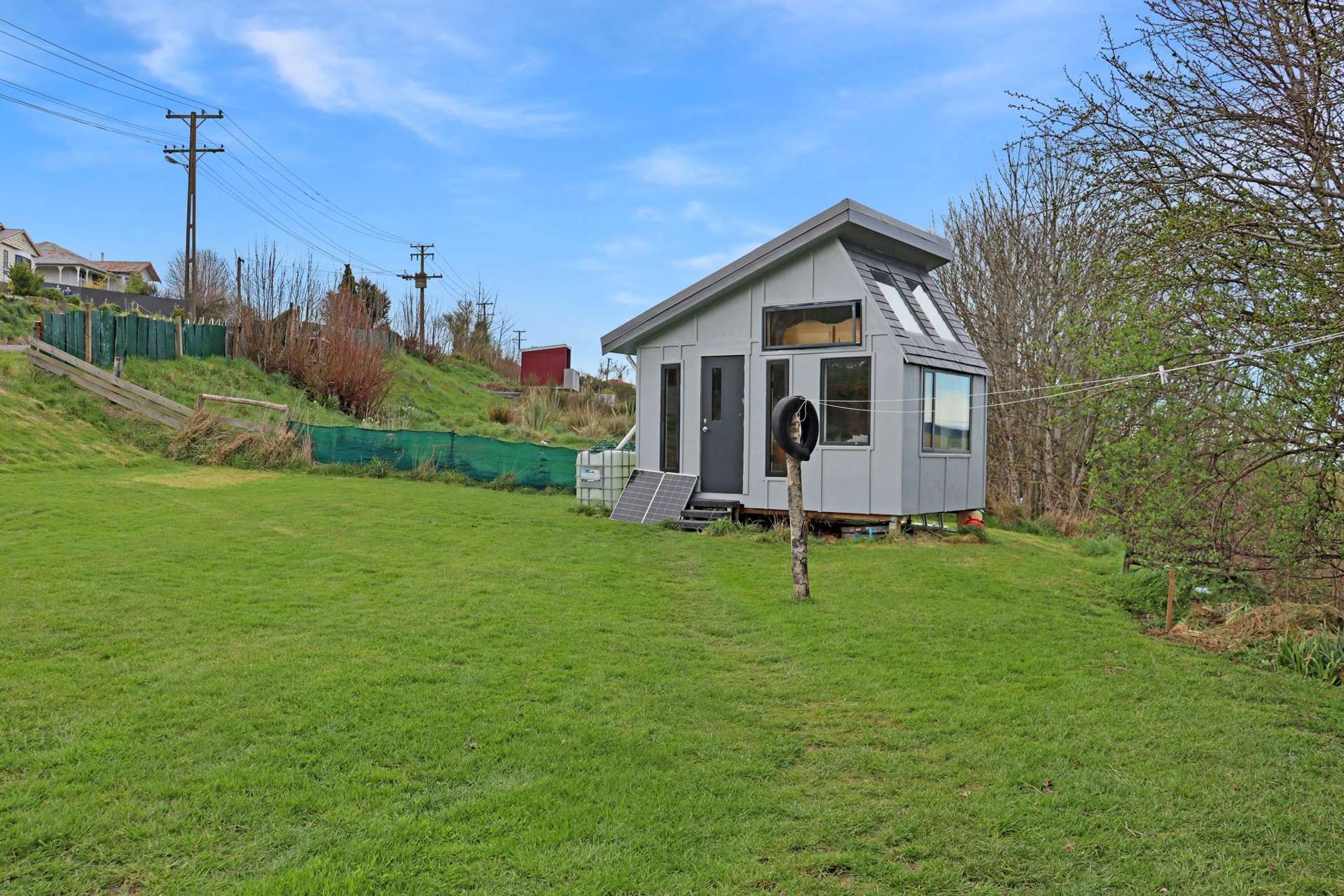 41 & 43 Johnston Road Nightcaps_0