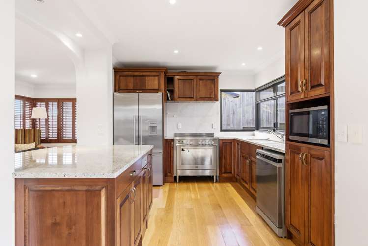 45 Arrowsmith Avenue Waipahihi_3