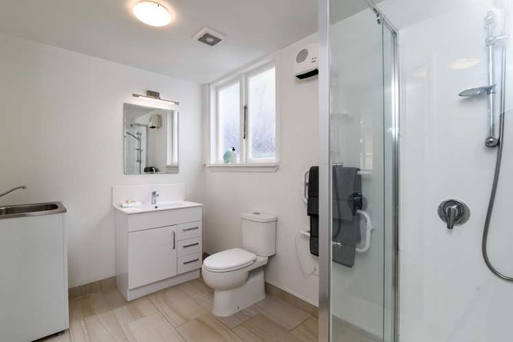 17 Riselaw Road Calton Hill_14