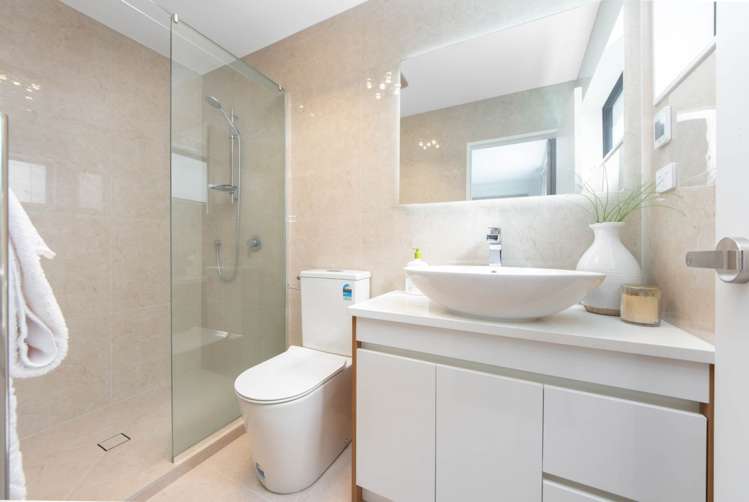 18 Hermitage Street Flat Bush_24