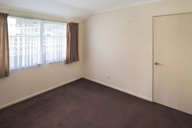 8 Concord Street Wainuiomata_5