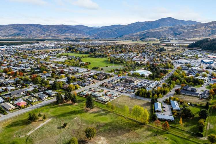 7 & 9 Mead Avenue Cromwell_11