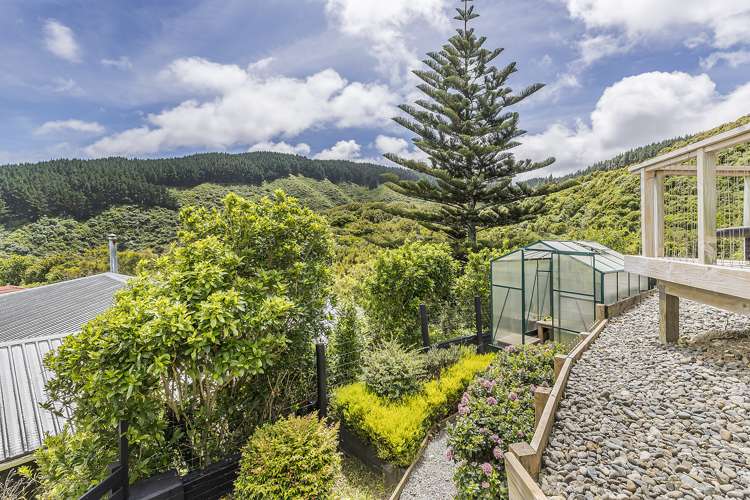 11 Wilmshurst Place Tawa_40