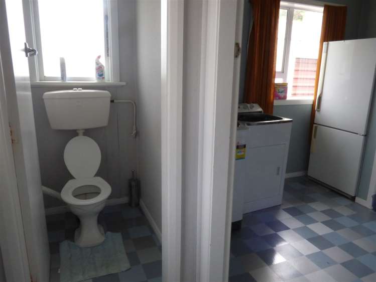 79 Charlotte Street Balclutha_12