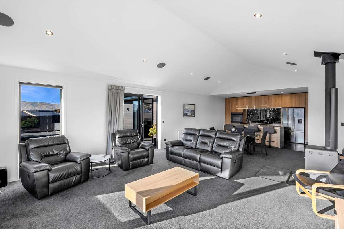 8 Toru Street_1