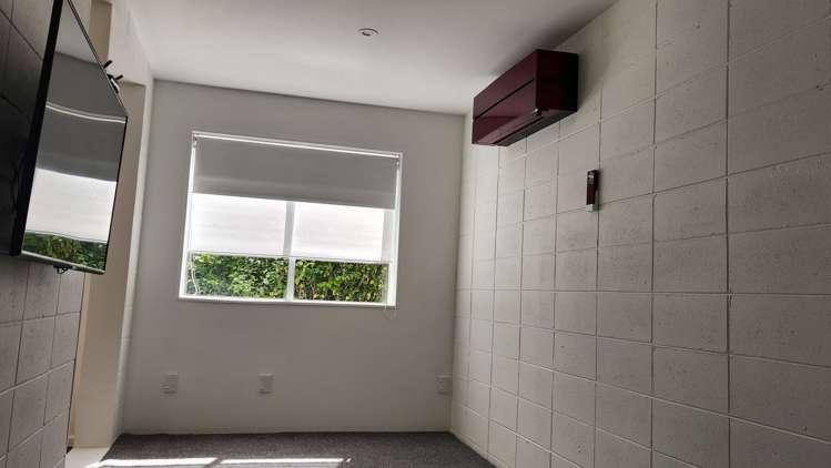 78 Elmslie Road Pinehaven_3