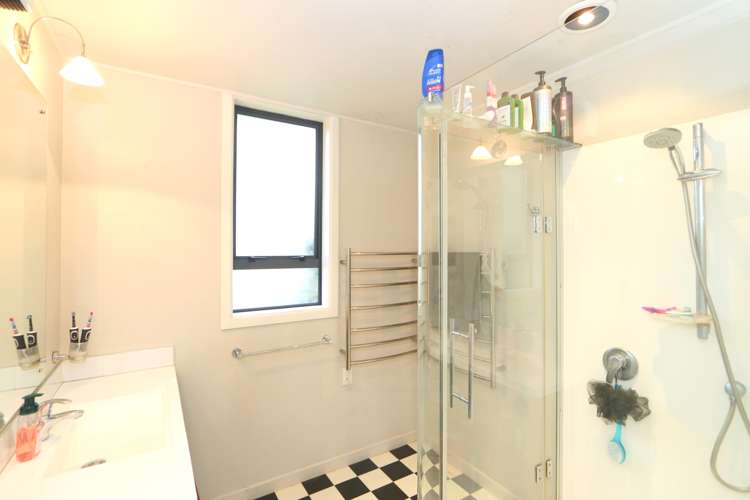 74 Alice Street Gladstone_19
