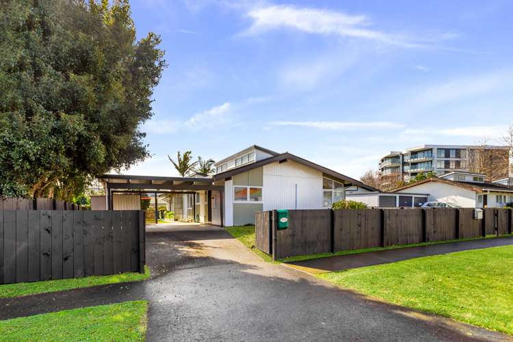 1/1a Yeovil Road Te Atatu Peninsula_10